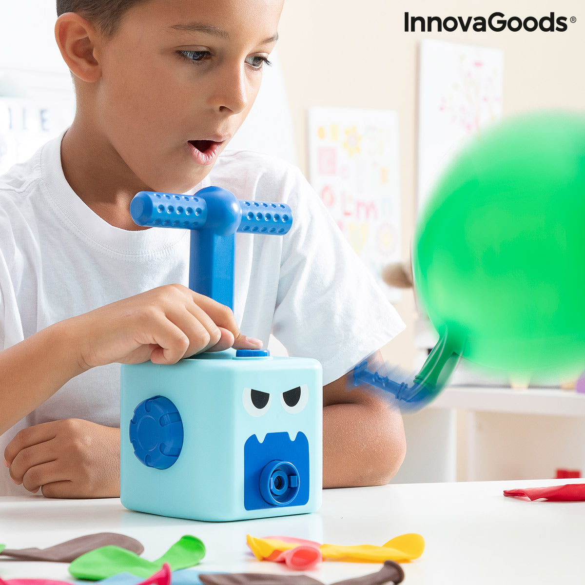 2-in-1-Auto- und Ballonwerfer-Spielzeug – Coyloon von InnovaGoods