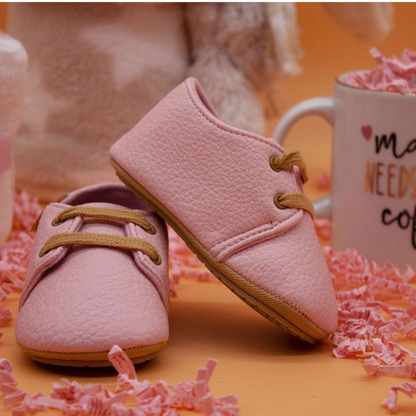 Hellobox Baby Geschenkset (17 Teile) – Für Neugeborene, Jungen & Mädchen