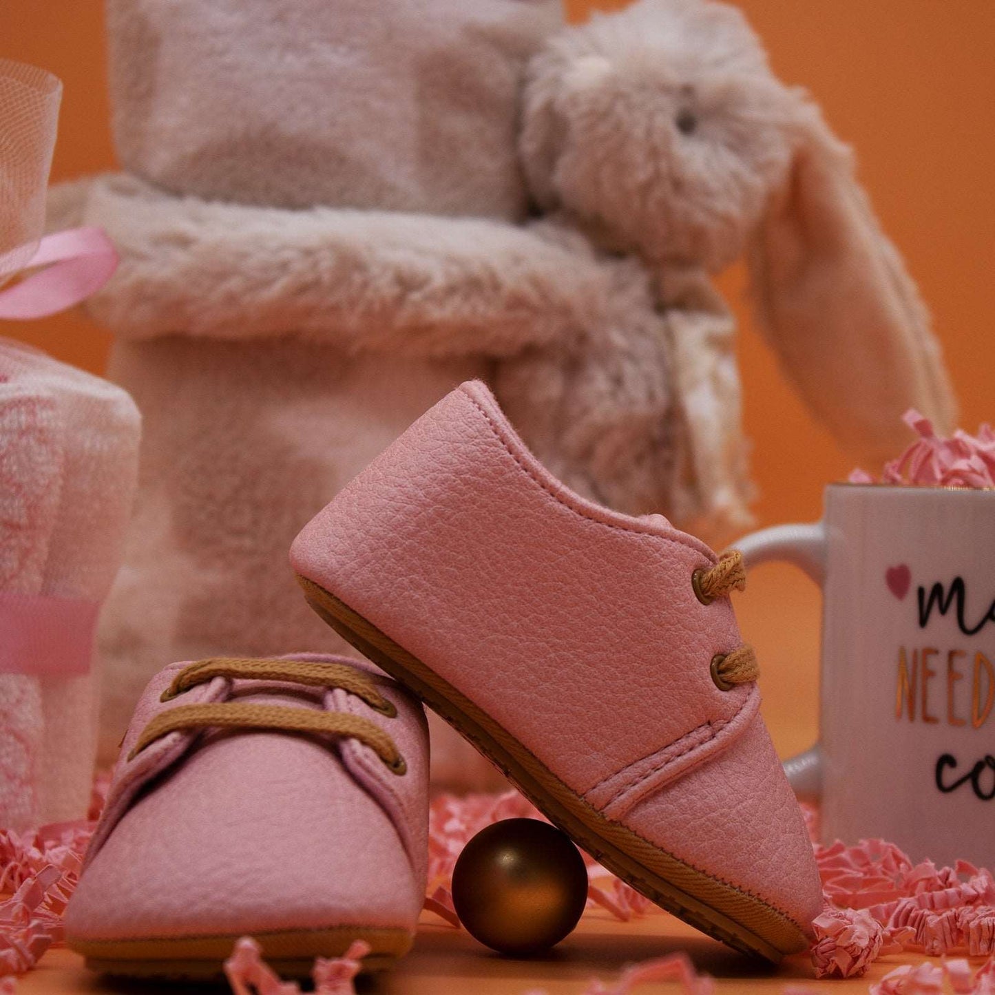 Hellobox Baby Geschenkset (17 Teile) – Für Neugeborene, Jungen & Mädchen