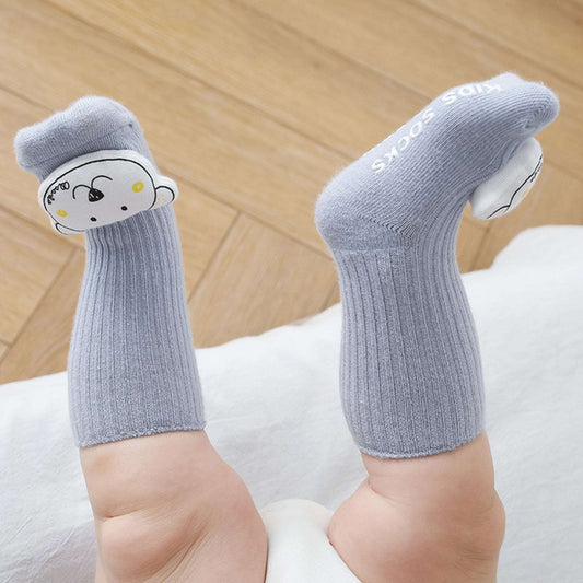 Hellobox Geschenkset: Schmusetuch, Anti-Rutsch-Söckchen & Lätzchen für Babys