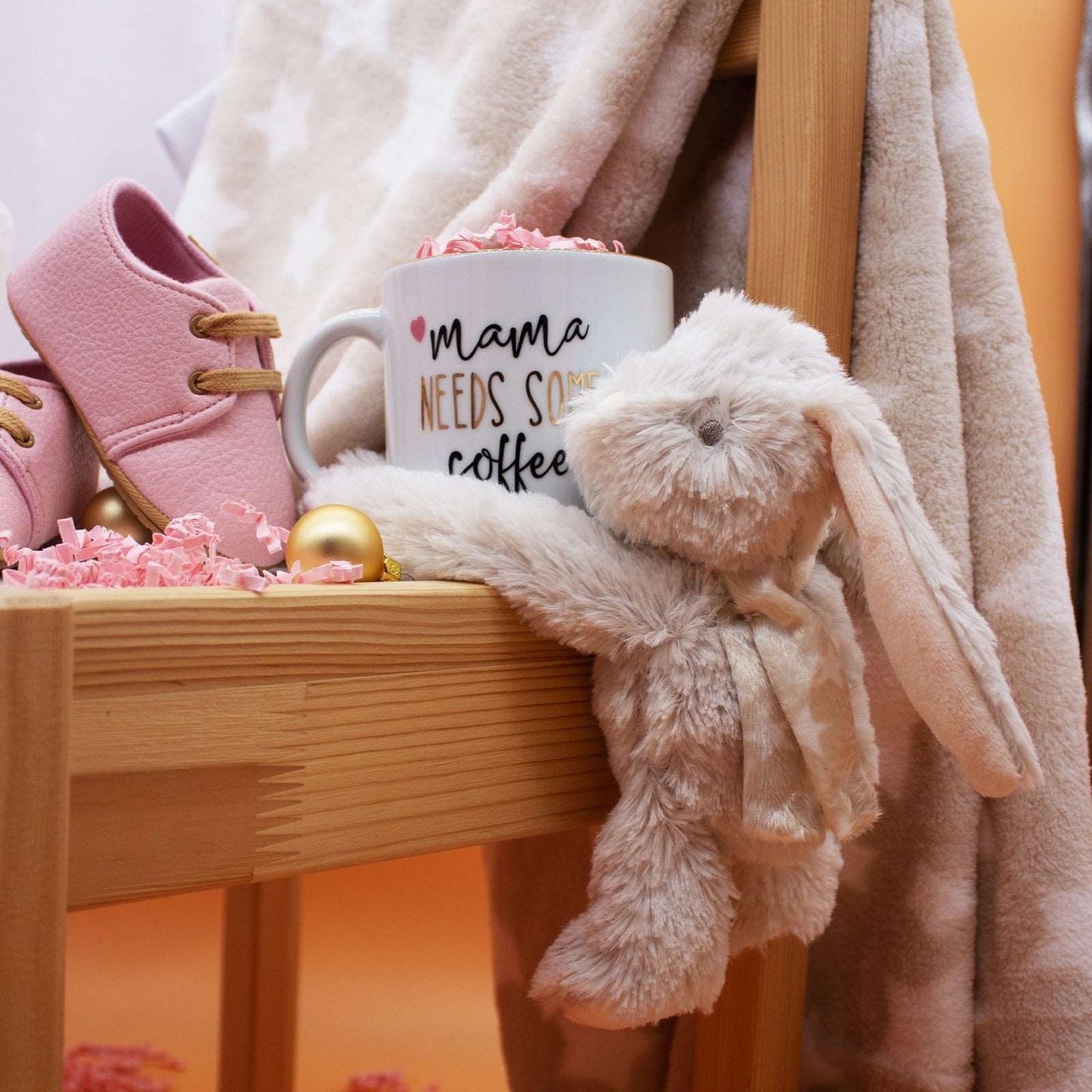 Hellobox Baby Geschenkset (17 Teile) – Für Neugeborene, Jungen & Mädchen
